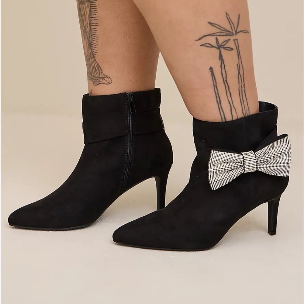 Torrid black/silver rhinestone bow, stiletto ankle bootie size 10WW (wide), NWOT - Picture 12 of 12